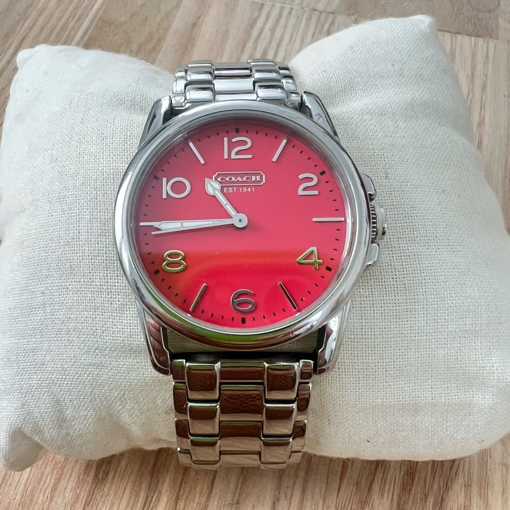 Coach ladies red dial stainless steel dress watch NEW BATTERY
